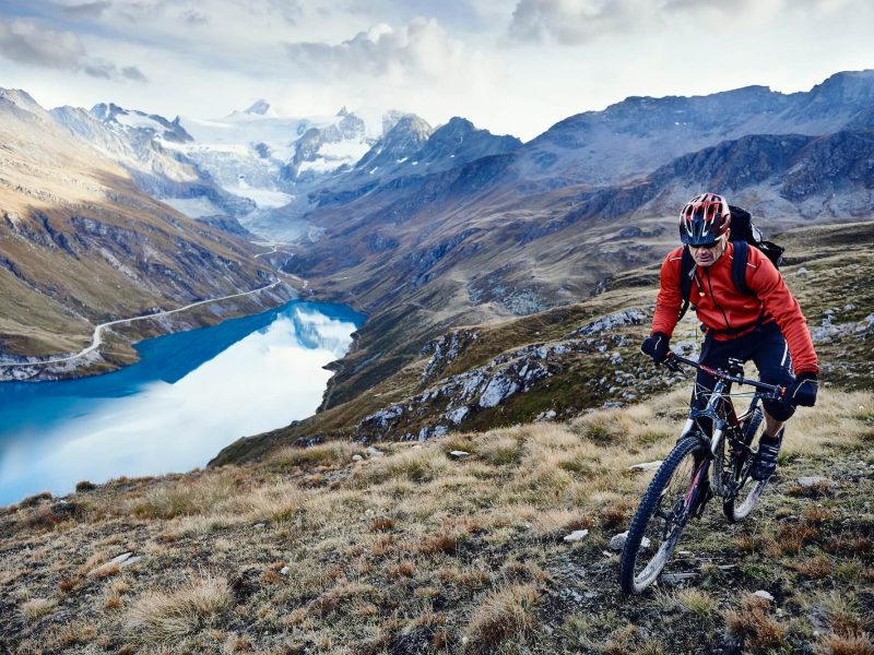 mountain-biker-valais-switzerland-1.jpg